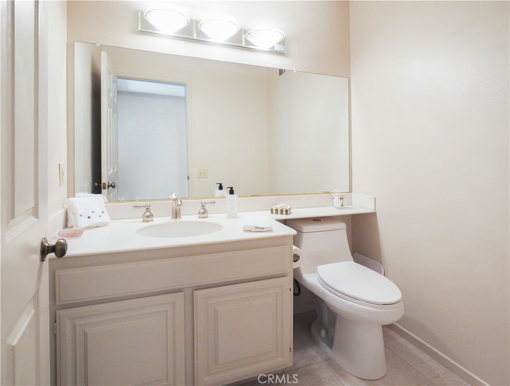 5465 Valley View Road Rancho Palos Verdes, CA 90275 - Photo 35 of 44 3/4 Guest Bathroom