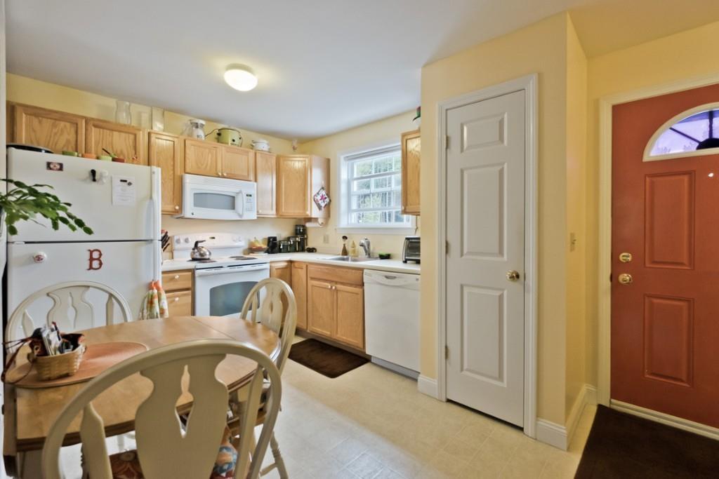 240 Barnstable Road, Unit 34 South Portland, ME 04106 - Photo 8 of 35 Photo