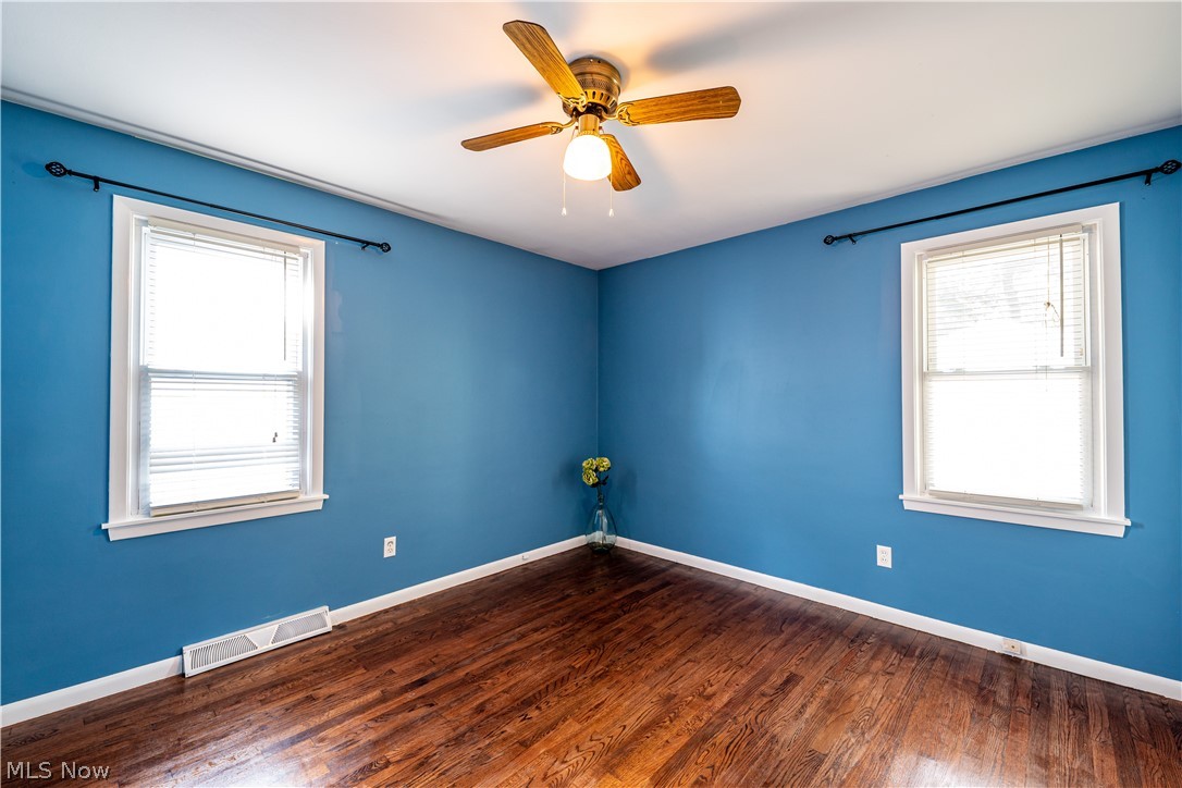 5965 Edgewood Road Cleveland, OH 44124 - Photo 14 of 35