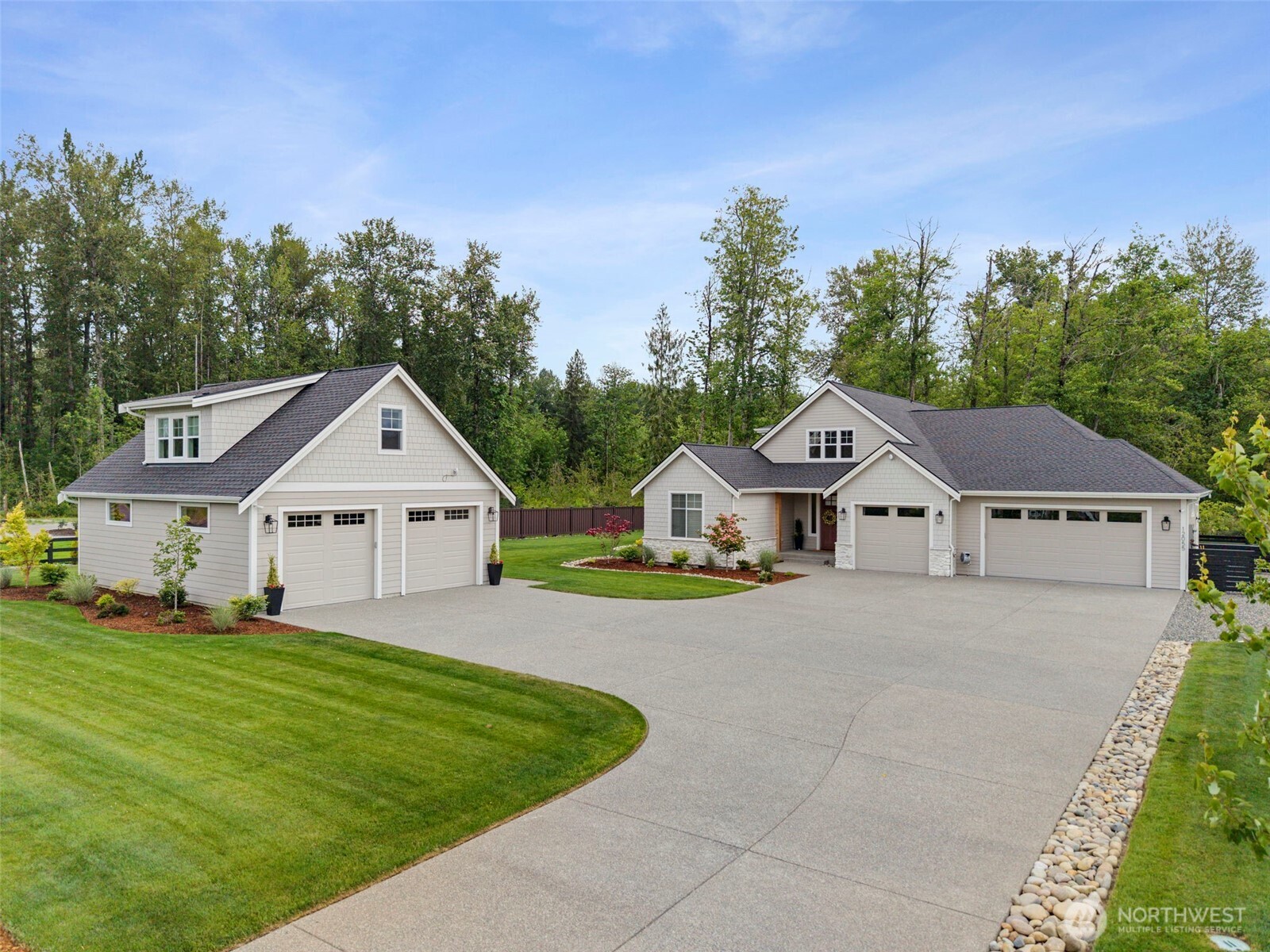 12055 Mundy Loss Road Buckley, WA 98321 - Photo 1 of 40