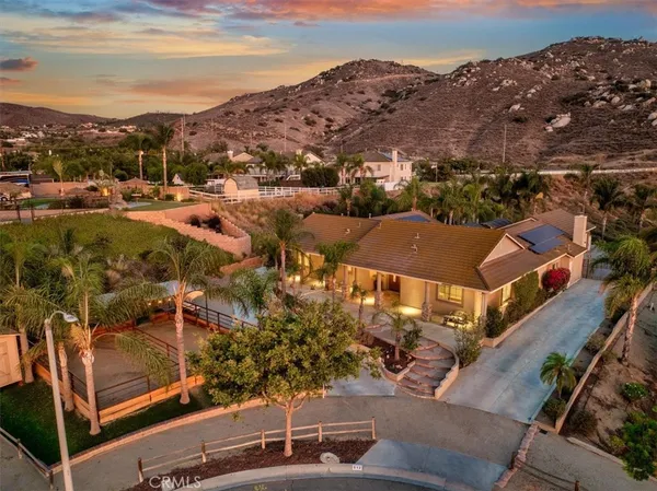 $1,399,999 | 512 Draft Horse Place, Norco, CA 92860