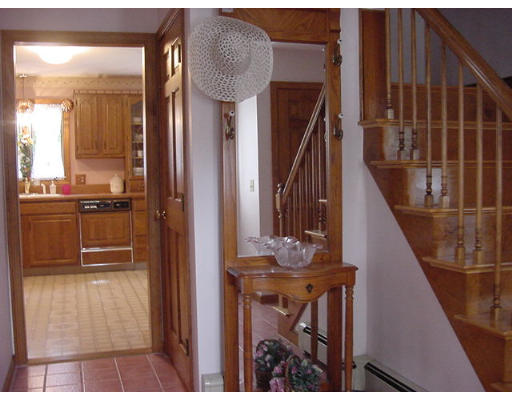 50 Longfellow Road Shrewsbury, MA 01545 - Photo 6 of 8 Gallery Image 6