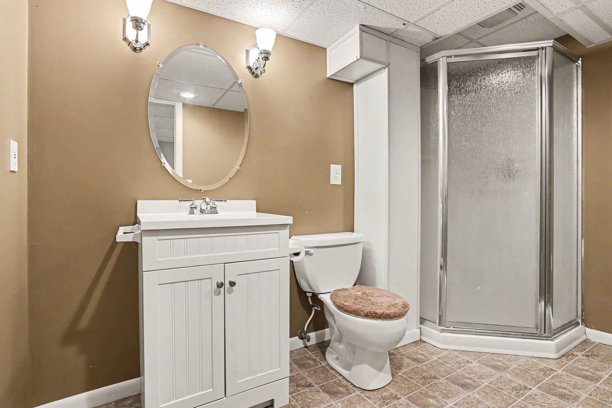 1835 Banbury Road Kalamazoo, MI 49001 - Photo 15 of 27 015_file_4745