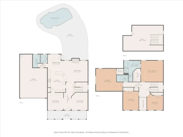 a view of house with a big yard