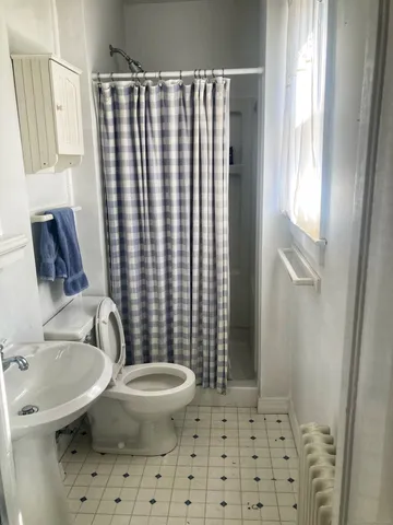 $3,400 | 111 Elm Street, Stonington, CT 06378