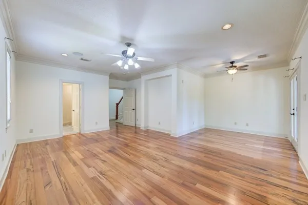 $5,300 | 122 Vieux Carre Drive, Houston, TX 77009