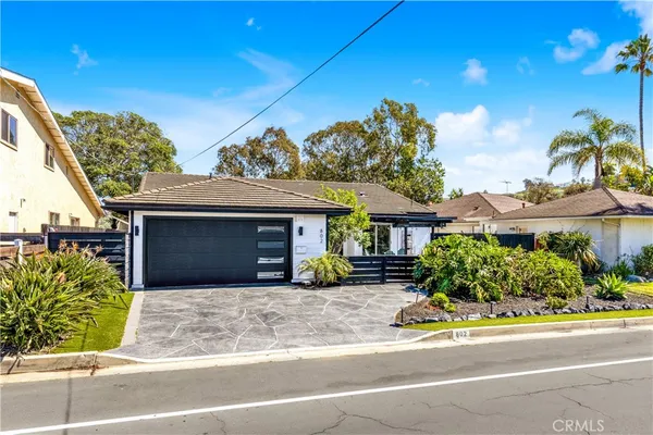 $1,899,000 | 802 Avenida Presidio, San Clemente, CA 92672