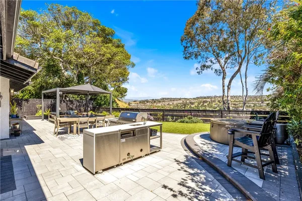 $1,899,000 | 802 Avenida Presidio, San Clemente, CA 92672