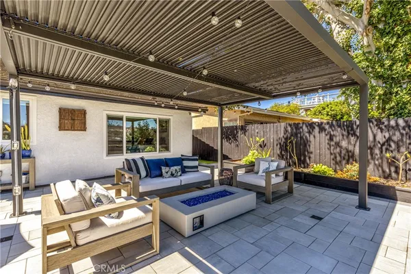 $1,899,000 | 802 Avenida Presidio, San Clemente, CA 92672