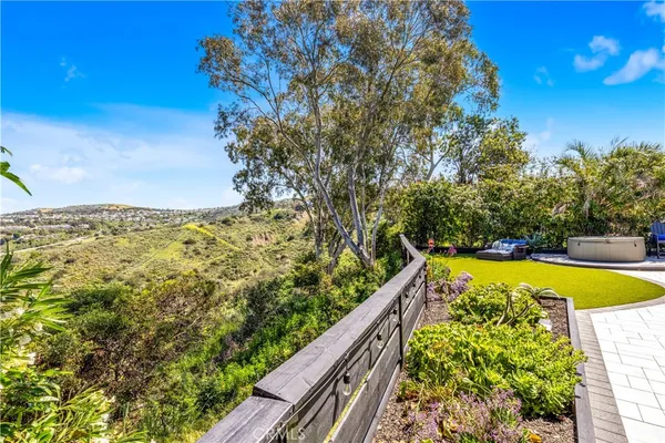 $1,899,000 | 802 Avenida Presidio, San Clemente, CA 92672