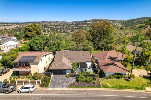 $1,899,000 | 802 Avenida Presidio, San Clemente, CA 92672