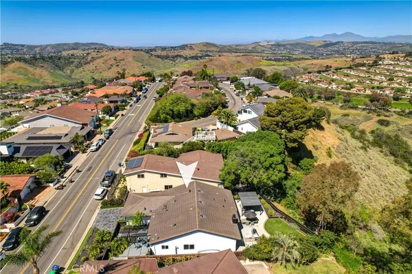 $1,899,000 | 802 Avenida Presidio, San Clemente, CA 92672