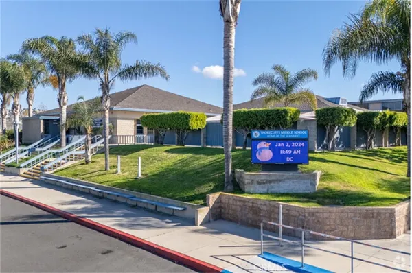 $1,899,000 | 802 Avenida Presidio, San Clemente, CA 92672