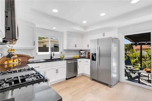 $1,899,000 | 802 Avenida Presidio, San Clemente, CA 92672