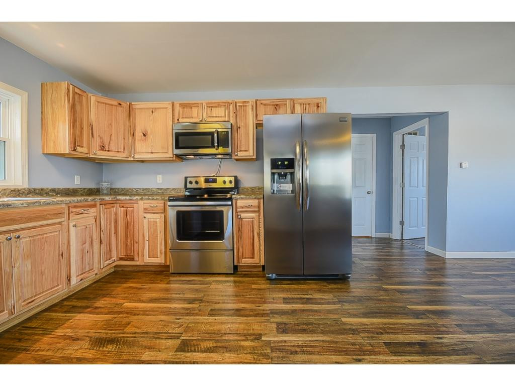 1035 Haw Ridge Road Piney Flats, TN 37686 - Photo 11 of 27 Photo 11