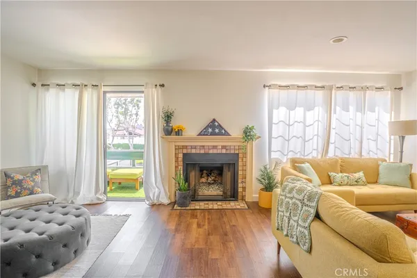 $470,000 | 1903 Temple Avenue, Unit 228, Signal Hill, CA 90755