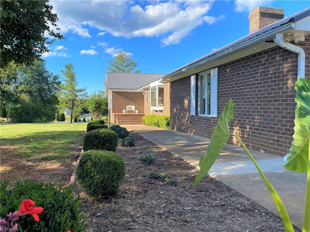 601 Williams Road Madison, NC 27025 - Photo 3 of 49 Gallery Image 3