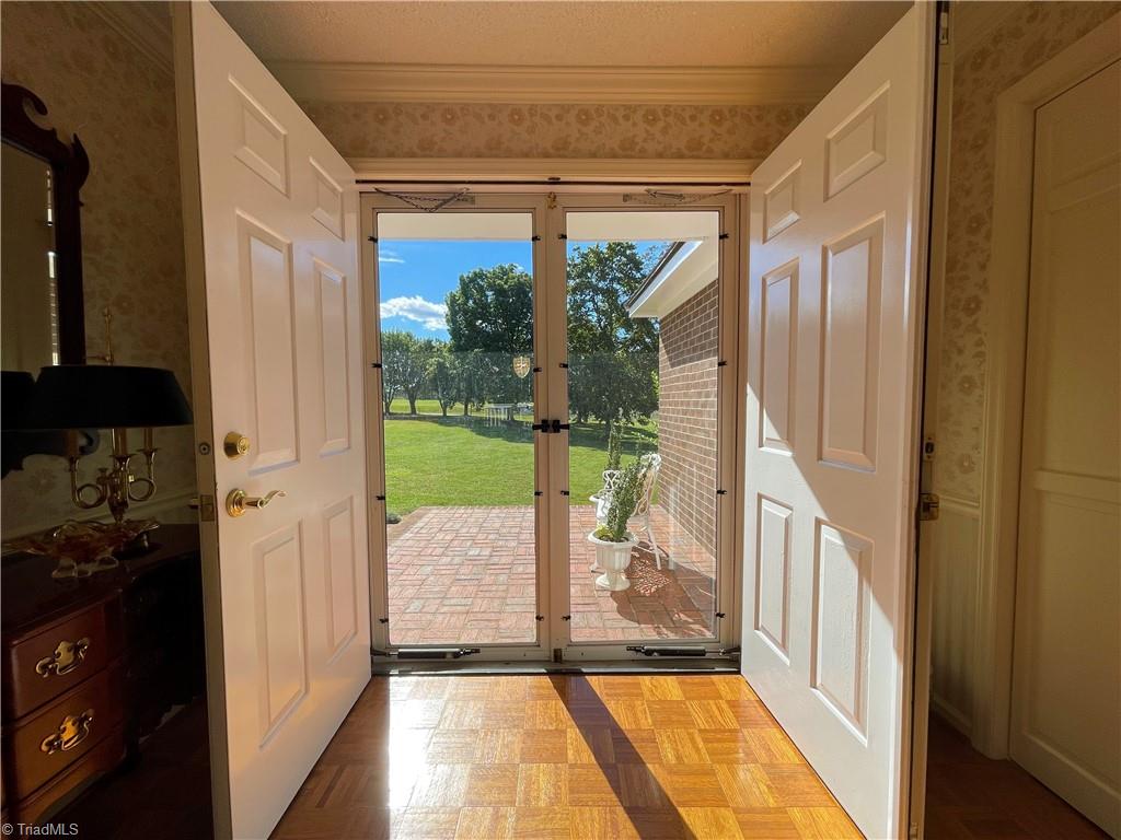 601 Williams Road Madison, NC 27025 - Photo 6 of 49 Gallery Image 6