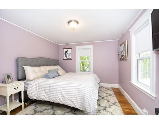 95 Pierce Road Weymouth, MA 02188 - Photo 12 of 18 Gallery Image 12