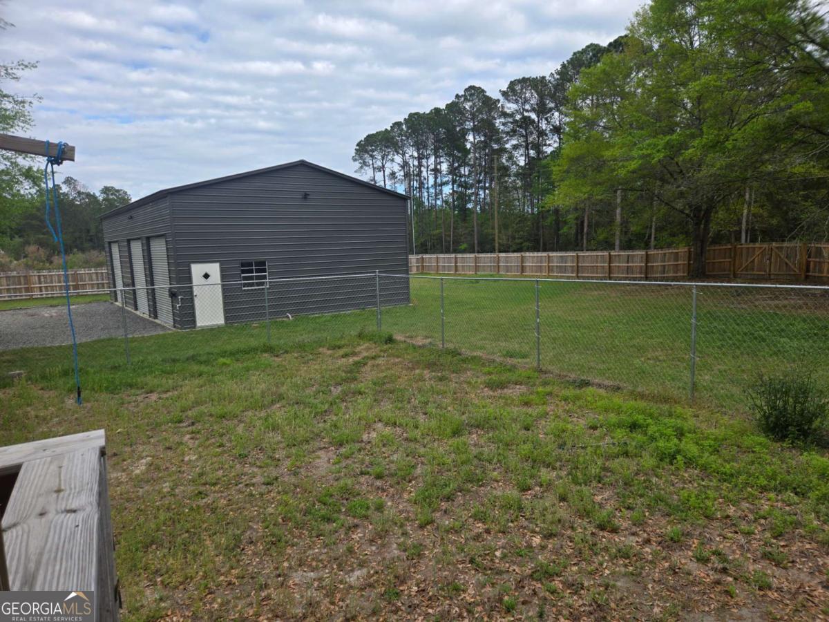 688 Linden Bluff Road Jesup, GA 31545 - Photo 22 of 28