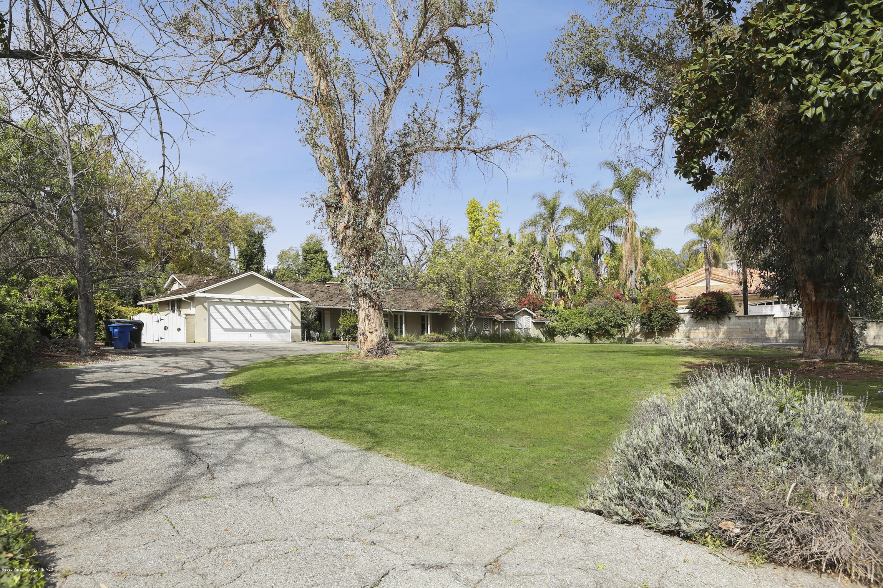317 North Old Ranch Road Arcadia, CA 91007 - Photo 3 of 7 4