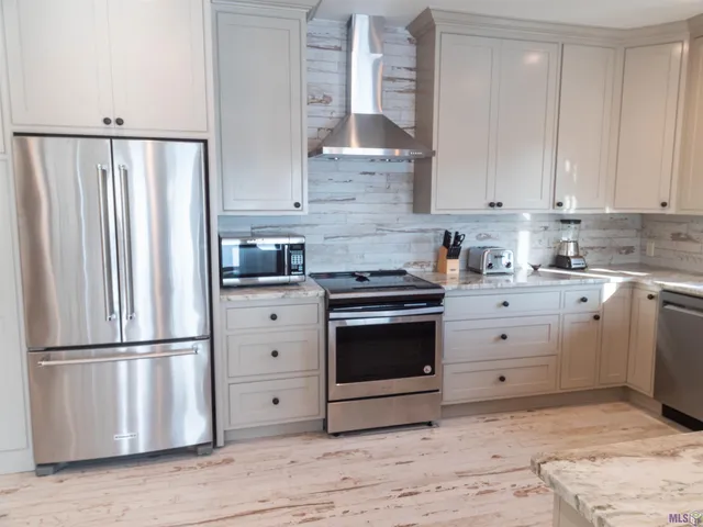 $3,950 | 1505 Stanford Avenue, Unit 1505, Baton Rouge, LA 70808