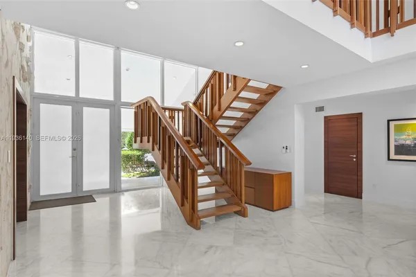 $4,490,000 | 1251 Kane Concourse, Bay Harbor Islands, FL 33154
