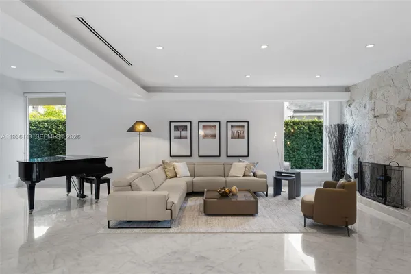 $4,490,000 | 1251 Kane Concourse, Bay Harbor Islands, FL 33154