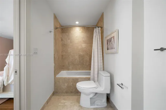 $4,490,000 | 1251 Kane Concourse, Bay Harbor Islands, FL 33154