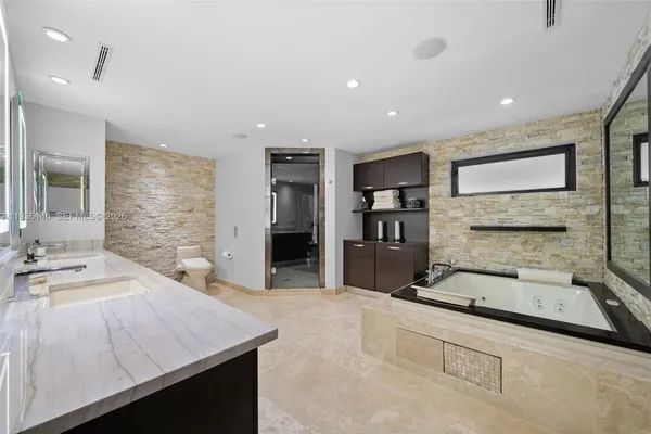 $4,490,000 | 1251 Kane Concourse, Bay Harbor Islands, FL 33154