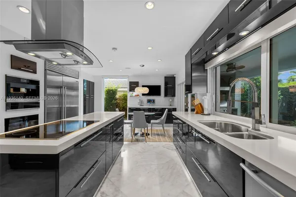 $4,490,000 | 1251 Kane Concourse, Bay Harbor Islands, FL 33154