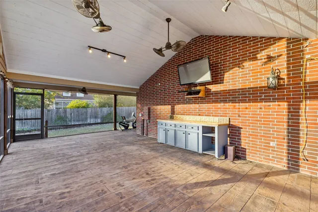 $340,000 | 7112 Pleasure Lake Drive, Willis, TX 77318