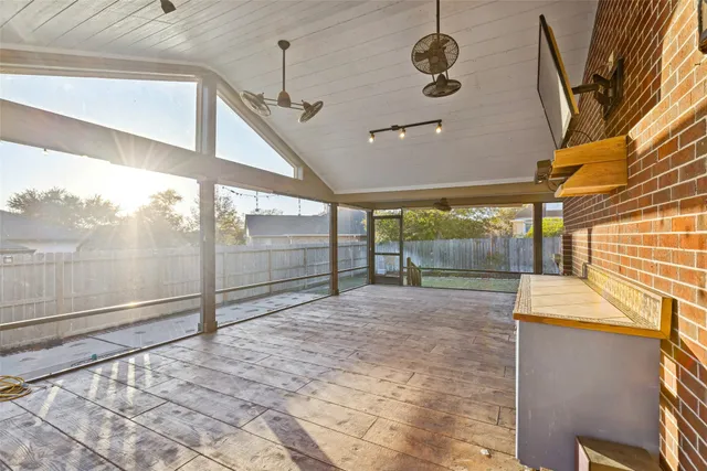 $340,000 | 7112 Pleasure Lake Drive, Willis, TX 77318