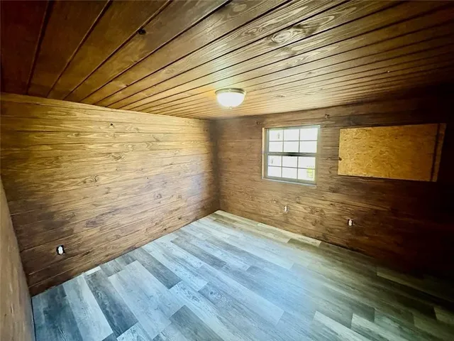 $1,500 | 76052 Crystal Drive, Covington, LA 70435