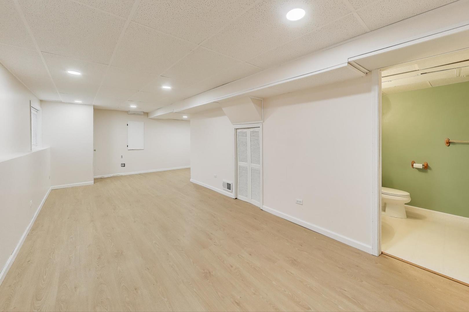 719 Sun Lake Road Lake Villa, IL 60046 - Photo 34 of 46 a view of empty room