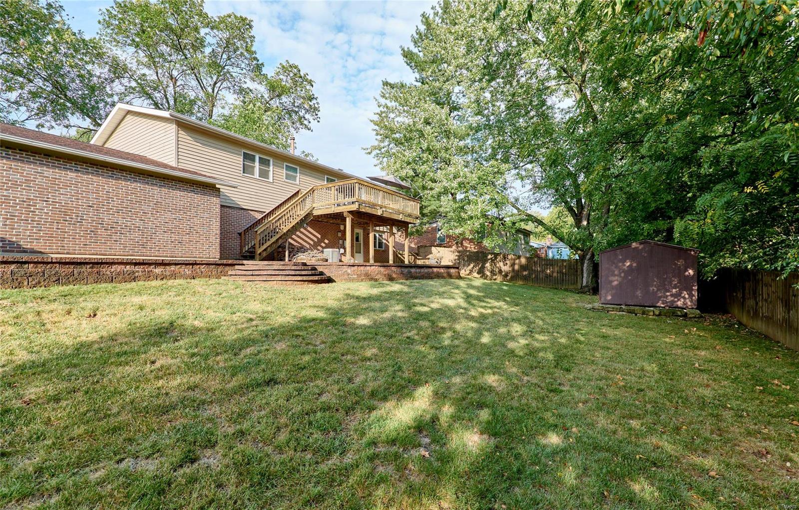 249 Treasure Cove Ballwin, MO 63021 - Photo 33 of 35