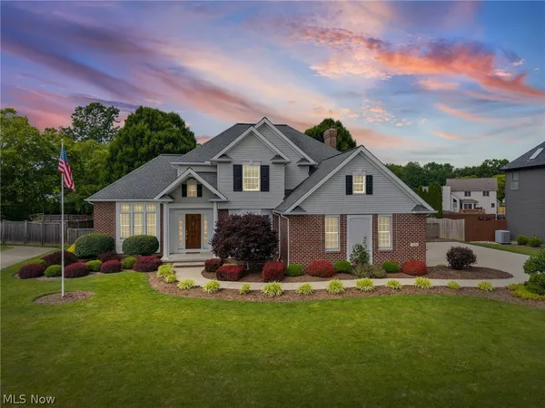 $514,900 | 5318 New Haven Court, Sheffield Lake, OH 44054