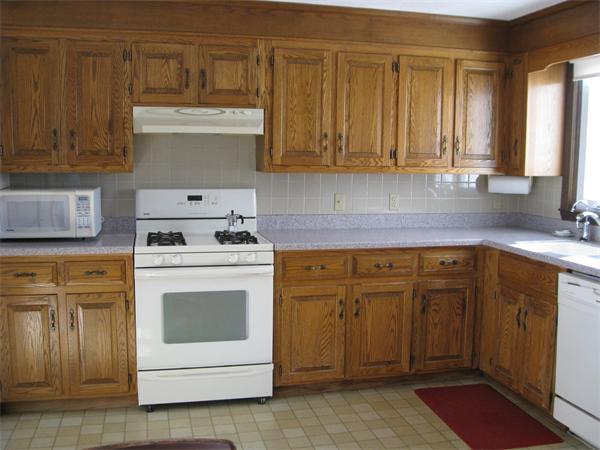 21 Evergreen Road Tewksbury, MA 01876 - Photo 2 of 23 Gallery Image 2