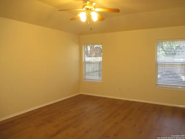 $1,950 | 20623 Gathering Oak, San Antonio, TX 78258