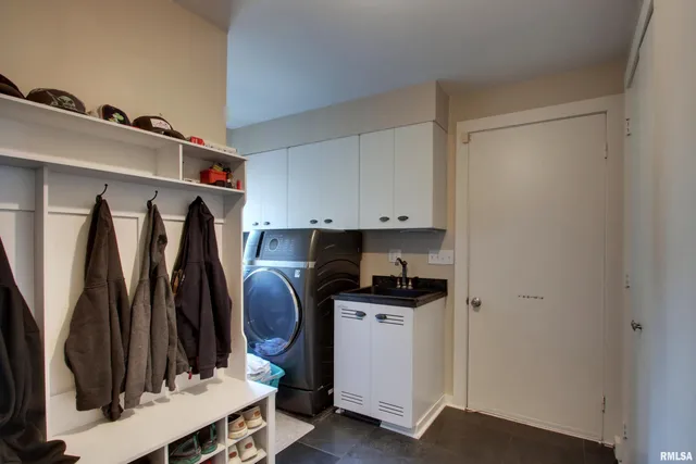 $280,000 | 401 South Corey Street, Griggsville, IL 62340