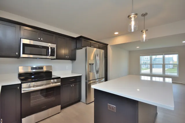 $544,900 | W198N5408 Boxwood Boulevard, Menomonee Falls, WI 53051