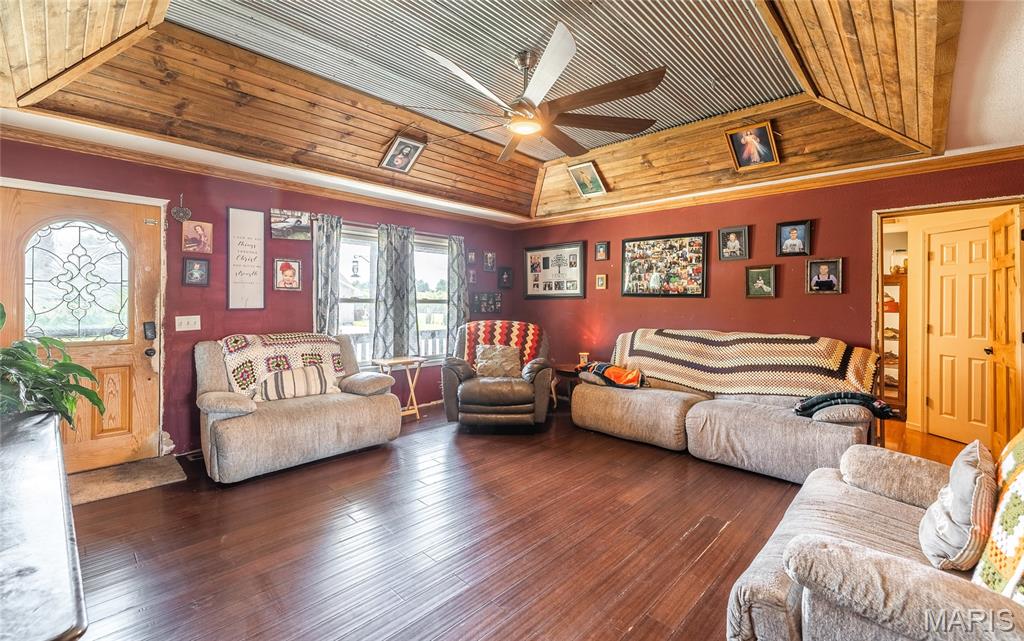 105 Sugar Maple Licking, MO 65542 - Photo 4 of 34