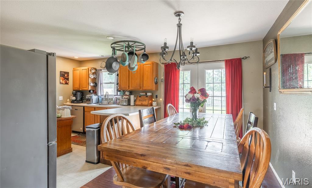 105 Sugar Maple Licking, MO 65542 - Photo 6 of 34