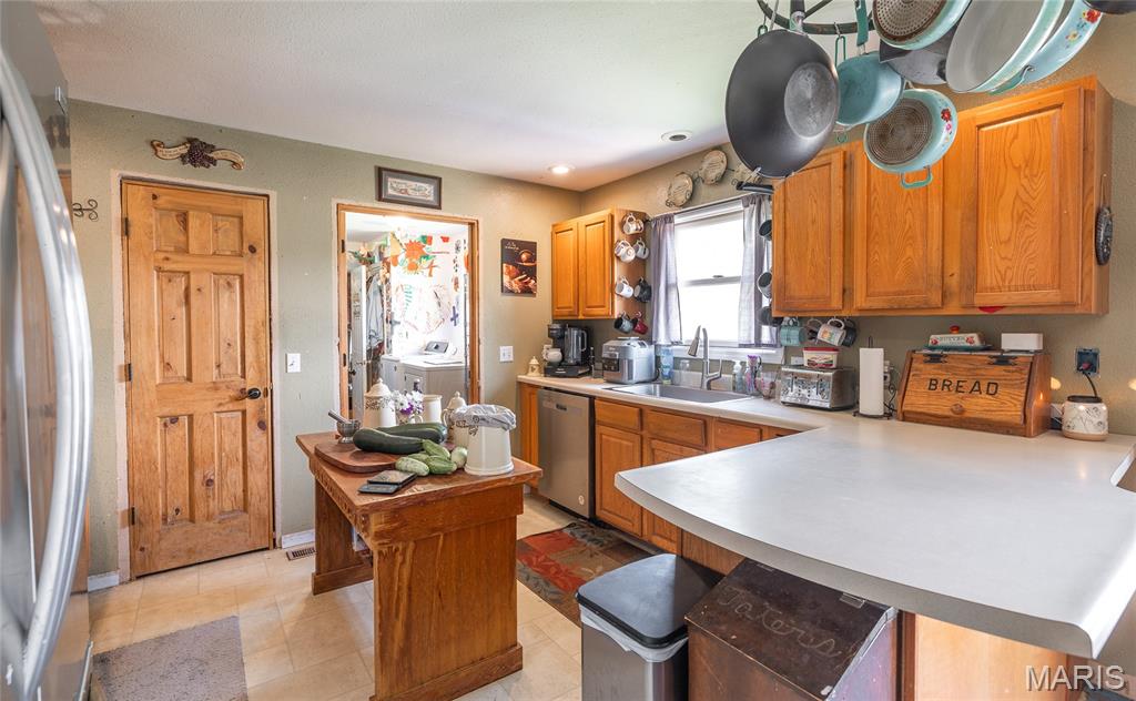 105 Sugar Maple Licking, MO 65542 - Photo 8 of 34