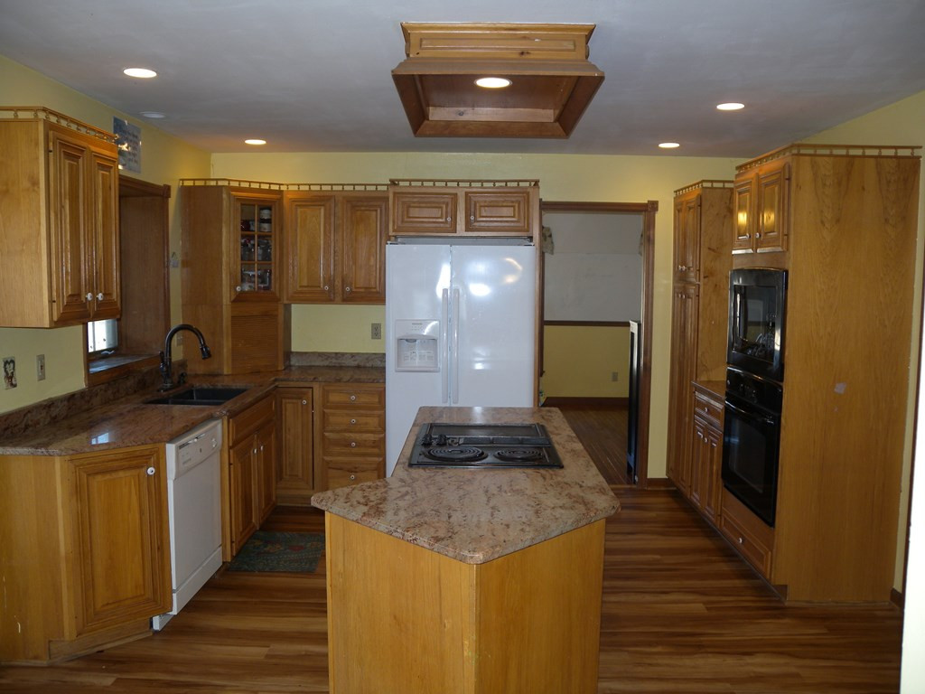 213 Jabez Allen Road Peru, NY 12972 - Photo 18 of 40