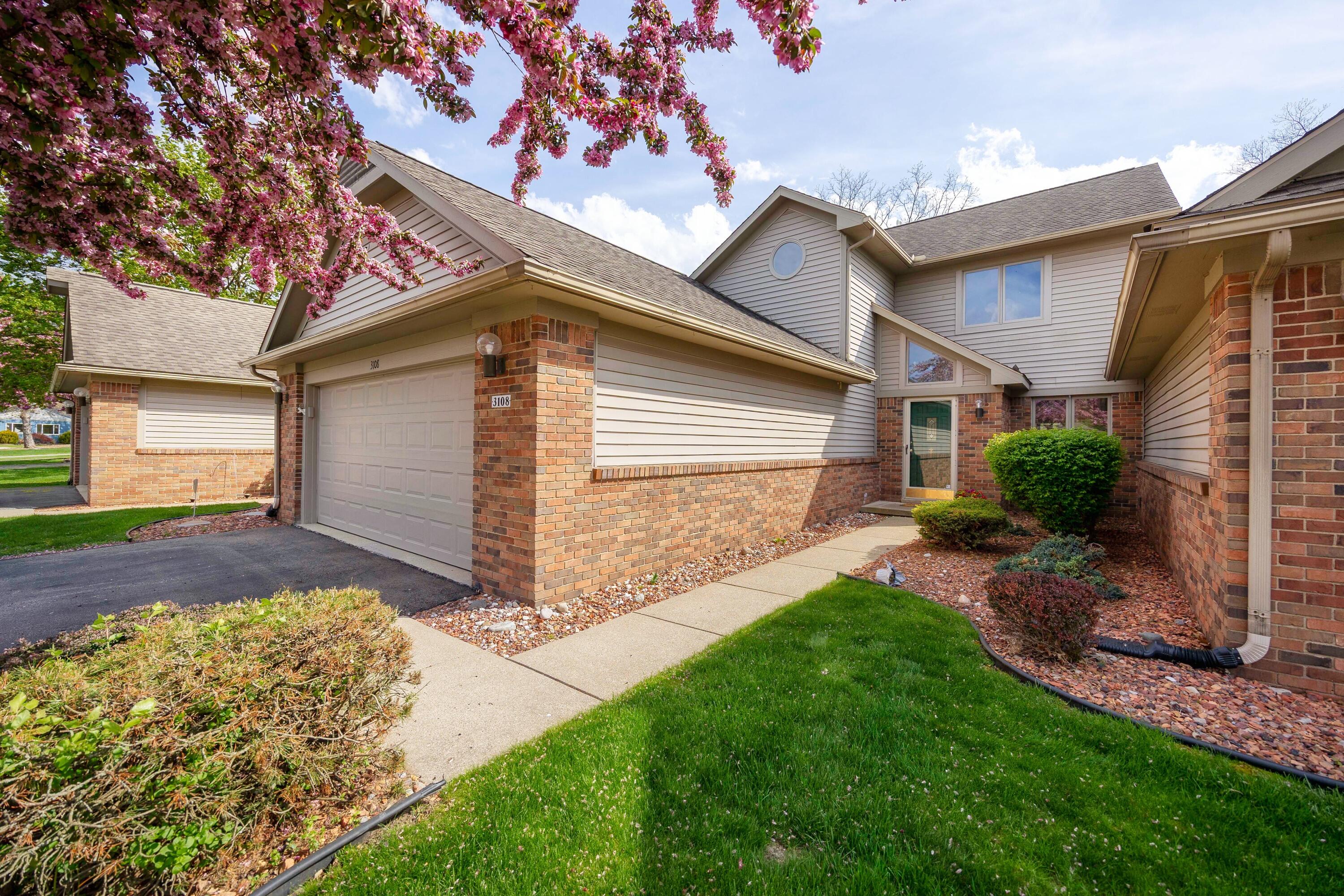 3108 Rivers Edge Drive Wayne, MI 48184 - Photo 4 of 64 005_34