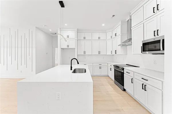 $492,900 | 2923 Old Greenville Highway, Central, SC 29630