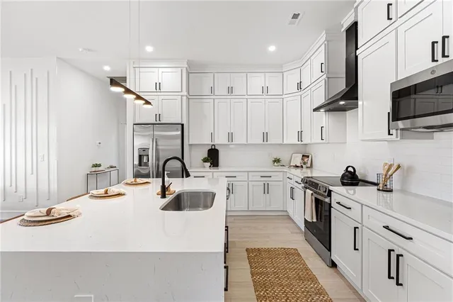 $492,900 | 2923 Old Greenville Highway, Central, SC 29630