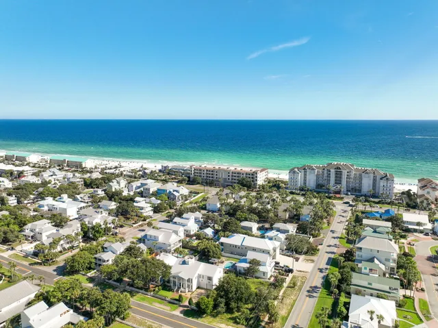 $2,640,000 | 4504 John Avenue, Destin, FL 32541
