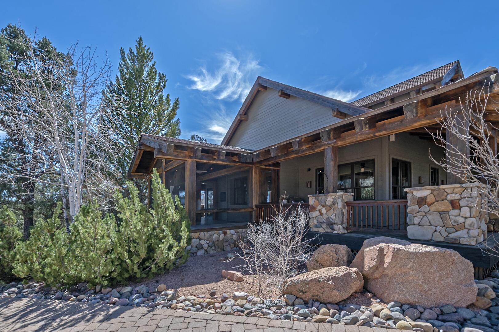2401 East Rim Club Drive Payson, AZ 85541 - Photo 89 of 116 From driveway with landscape